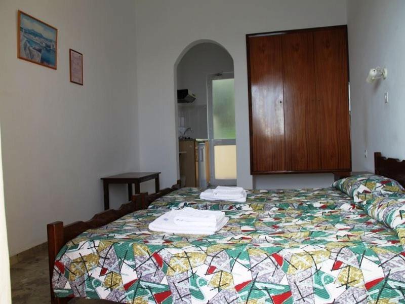 Oasis Studios Rodakino Habitación foto